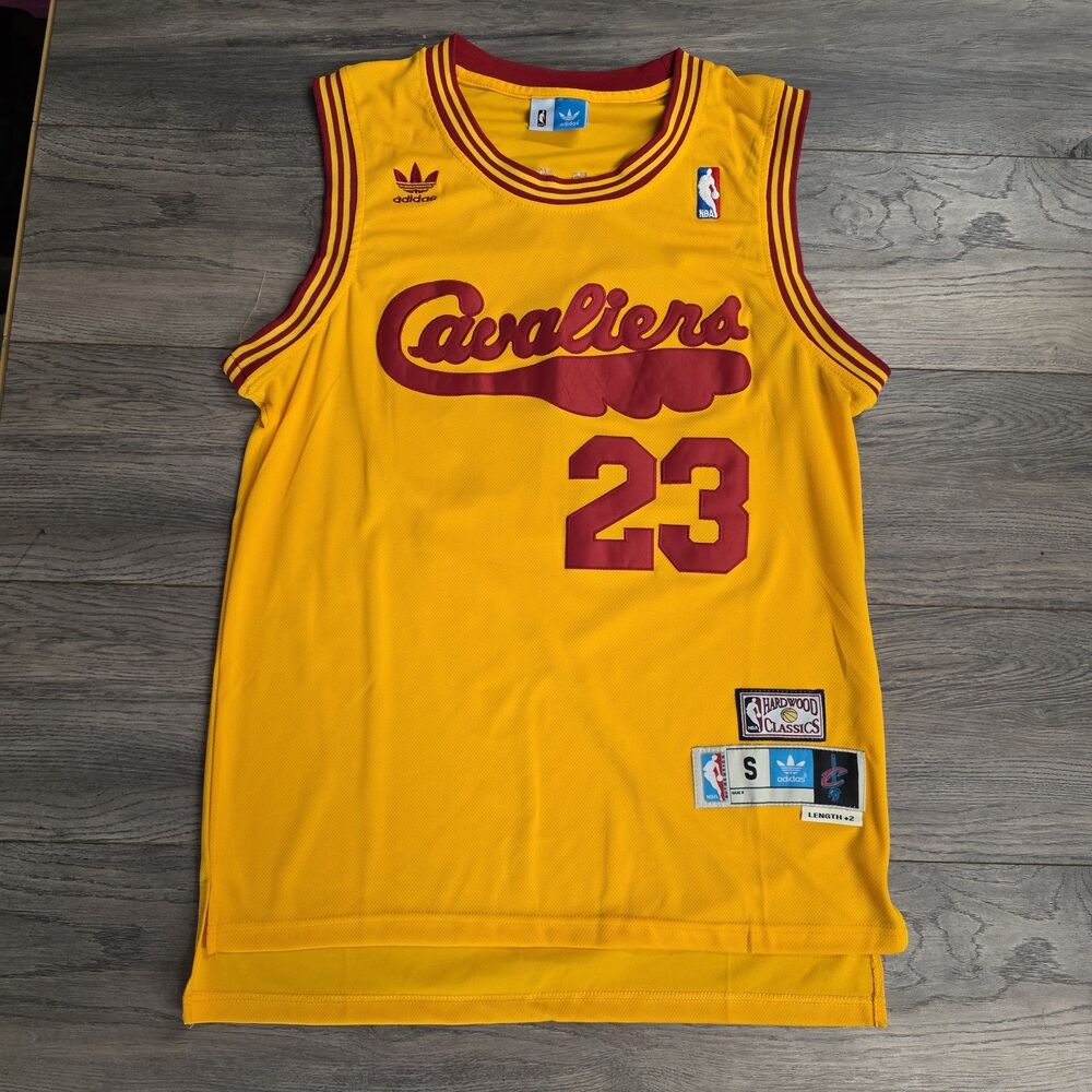 Hardwood Classics LeBron James Cavs Size S Jersey Excellent Condition